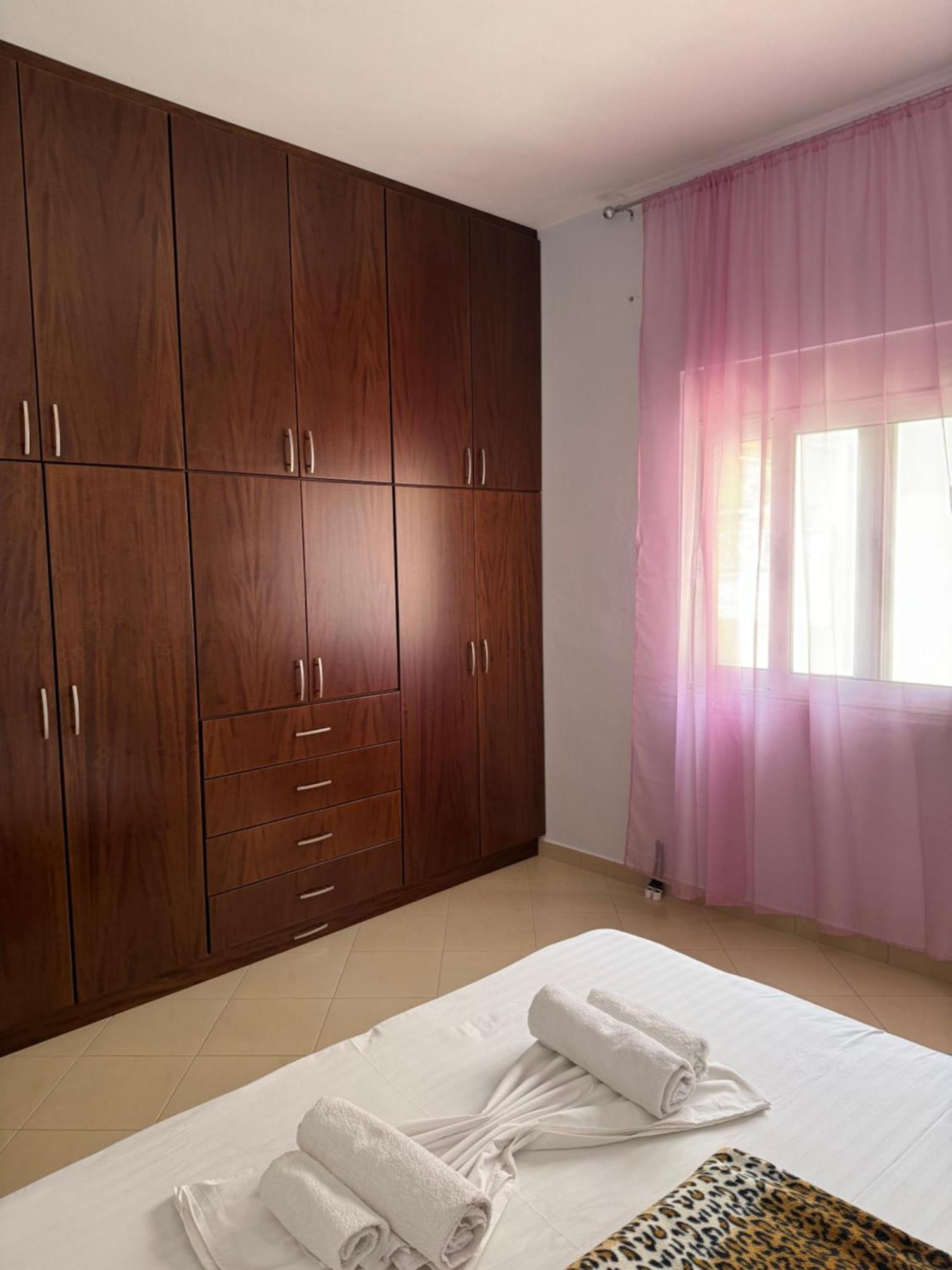 L.T. Apartment 5Th Street Sarande Luaran gambar